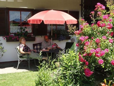 Studio Blick in den Garten - Apartments Krista Apartment in Carinthia, Austria