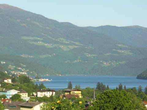 Appartement See mit Direktem Seeblick für 2-4 Pers - Apartments Krista Apartment in Carinthia, Austria