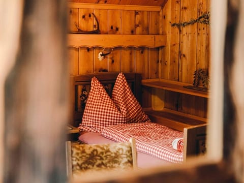 Goldeck - 3-bettzimmer mit Westbalkon - Alexanderhütte Farm Stay in Carinthia, Austria