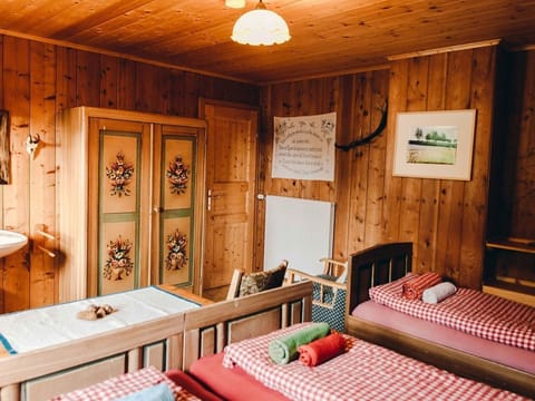 Goldeck - 3-bettzimmer mit Westbalkon - Alexanderhütte Farm Stay in Carinthia, Austria