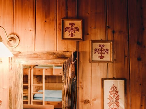 Mirnock - 6-bett Familienzimmer mit Ostbalkon - Alexanderhütte Farm Stay in Carinthia, Austria