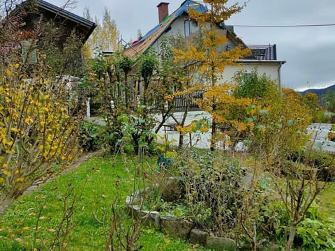 Haus Gartenfreude - Ferienhaus, Dusche Oder Bad, WC, 3 Schlafräume House in Carinthia, Austria