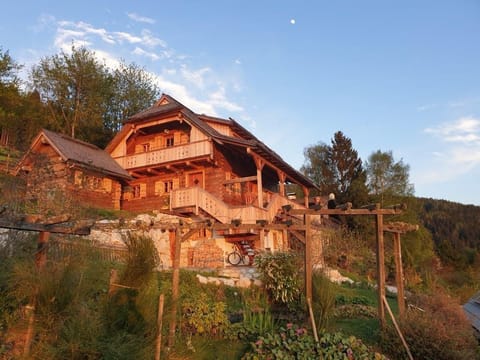 Die Mirnockhütte - Mirnock Chalet Cabin in Carinthia, Austria