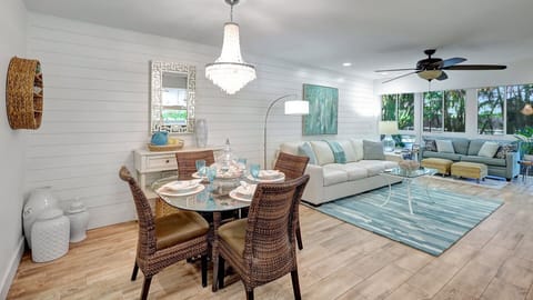 Dining room lvr