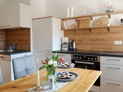 Vacation apartment Bergkristall with lake view - Bauernhof Stauder Farm Stay in Carinthia, Austria