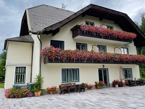 Appartement 2- 4 Pers. Haus Frühauf - Mörtbauerhof und Haus Frühauf Farm Stay in Carinthia, Austria