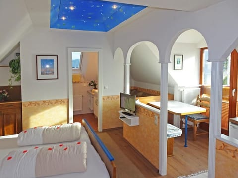 Sternenzelt mit Panorama Balkon - Staudacher Hof Das Romantische Haus Bed and Breakfast in Spittal an der Drau