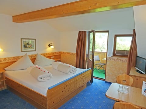 Doppelzimmer Standard mit Seeblick - Staudacher Hof Das Romantische Haus Bed and Breakfast in Spittal an der Drau