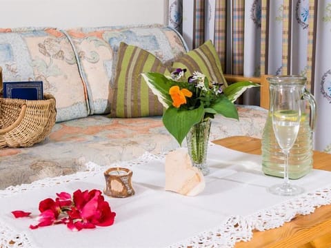 Familienzimmer für 2 Erw. + Kinder Schneewittchen - Landhaus Pension Holle Farm Stay in Carinthia, Austria