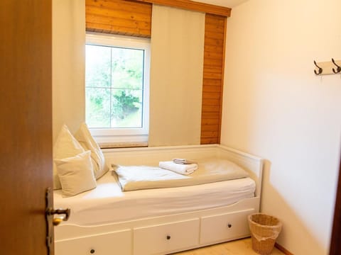 Lake view - Schwingerhof Farm Stay in Carinthia, Austria