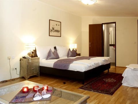 Doppelzimmer - Landidyll-hotel Nudelbacher House in Carinthia, Austria