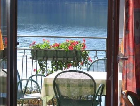 Zimmer 4, Doppelzimmer Du/wc, Balkon, Seeblick - Villa Margarethe Bed and Breakfast in Spittal an der Drau