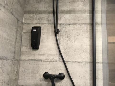 Hand-held showerhead