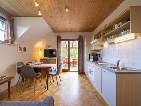 Ferienwohnung für 2-4 Personen mit Großer Terrasse - Bartlbauerhof Farm Stay in Carinthia, Austria
