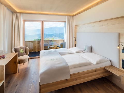 Doppelzimmer Fichte mit Frühstück - Naturhotel Alpenrose House in Carinthia, Austria
