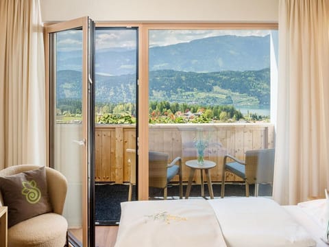 Doppelzimmer Fichte mit Frühstück - Naturhotel Alpenrose House in Carinthia, Austria