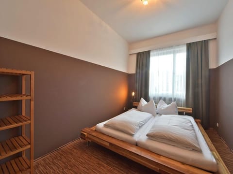 Doppelzimmer mit Dusche/wc - Hotel Ertl Bed and Breakfast in Spittal an der Drau