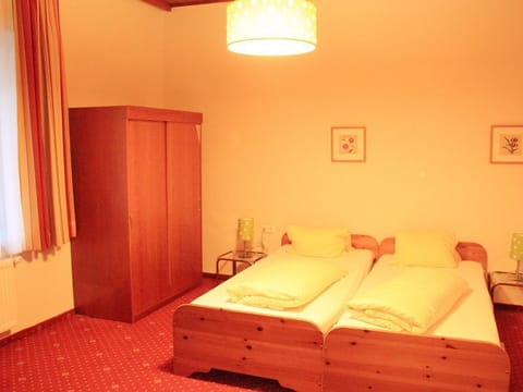 Appartement Hochalm - Familienhotel Post-kinder&sport am Millstätter See House in Spittal an der Drau