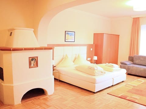 Appartement Hochalm - Familienhotel Post-kinder&sport am Millstätter See House in Spittal an der Drau