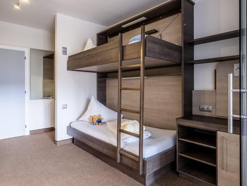 Familienzimmer Süd - Familienhotel Post-kinder&sport am Millstätter See House in Spittal an der Drau