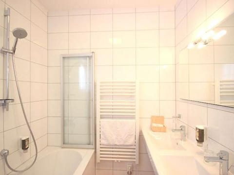 Appartement Maierleiten - Familienhotel Post-kinder&sport am Millstätter See House in Spittal an der Drau