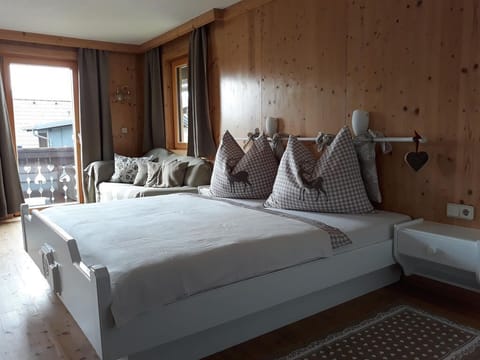 Appartement Bauerngarten - Haus Hanshois Farm Stay in Carinthia, Austria