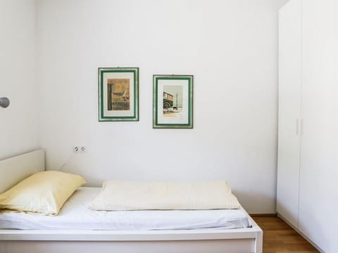 Golf & Ski Austria - Top6 Red Apartment in Carinthia, Austria