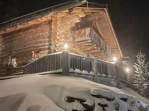 Almhaus Heidi Nockberge - Ferienhaus mit Sauna Cabin in Carinthia, Austria