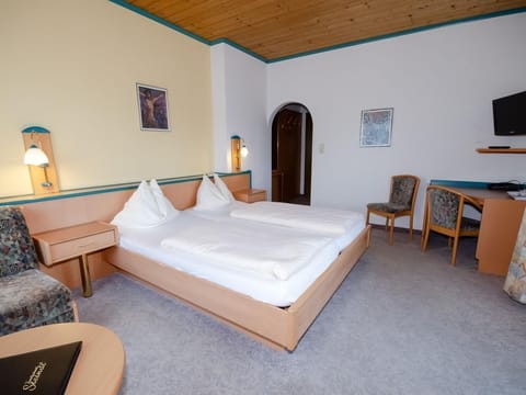 Familienzimmer MIT Balkon - Familienhotel Steindl Apartment in Spittal an der Drau