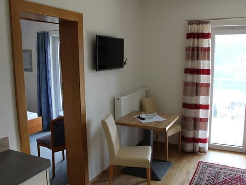 Ferienwohnung 3 - Haus Franz Bed and Breakfast in Spittal an der Drau