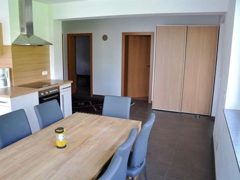 Ferienwohnung Mond mit Badesteg Direkt am See - Laggerhof Direkt am Südufer des Millstätter Sees Bed and Breakfast in Spittal an der Drau