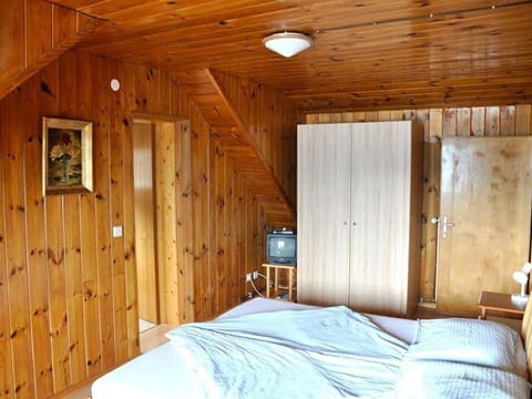 Appartement »zirbenstüberl« im Herrenhaus - Laggerhof Direkt am Südufer des Millstätter Sees Bed and Breakfast in Spittal an der Drau