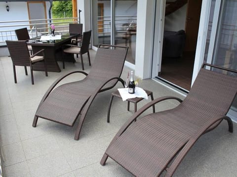 Ferienwohnung Stern mit Badesteg Direkt am See - Laggerhof Direkt am Südufer des Millstätter Sees Bed and Breakfast in Spittal an der Drau