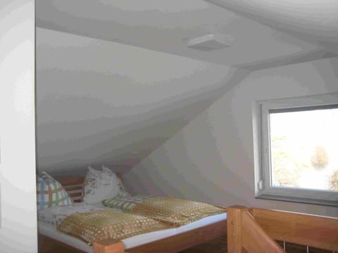 Ferienwohnung Stern mit Badesteg Direkt am See - Laggerhof Direkt am Südufer des Millstätter Sees Bed and Breakfast in Spittal an der Drau