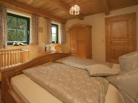 HOLIDAY APARTMENT 3 - Greetings from the Klieber Farm Stay in Spittal an der Drau