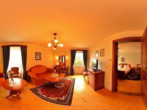 Suite - Schlosshotel See-villa Bed and Breakfast in Spittal an der Drau