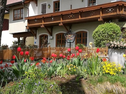 Doppelzimmer mit Balkon Mörtbauerhof - Mörtbauerhof und Haus Frühauf Farm Stay in Carinthia, Austria