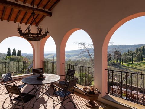 Water, Sky, Water Resources, Daytime, Property, Blue, Cloud, Light, Nature, Lighting