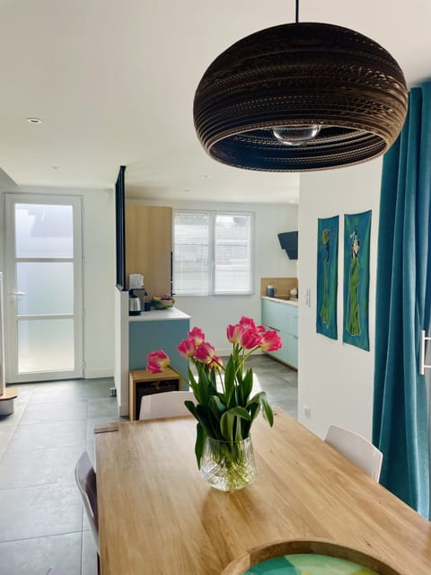 9fc3e1f6-2998-46fd-8e1a-a7011e3a14dc