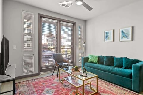 Cozysuites PHX RORO Gym, Pool, Pet friendly! #13