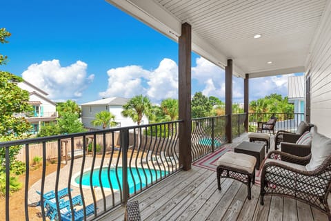 Take It Easy Balcony