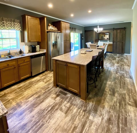 Alt View of Kitchen & Island