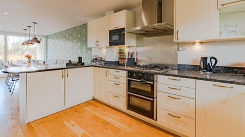 Kitchen, Goslings, Bolthole Retreats