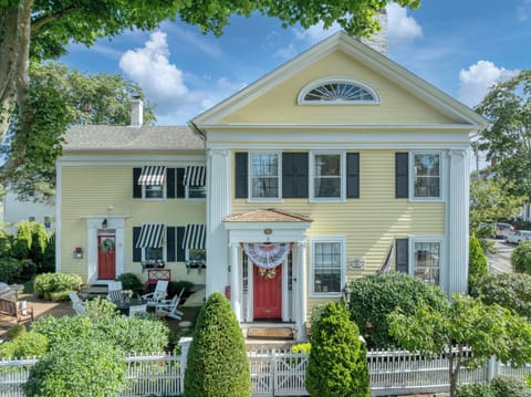 Welcome to Mystic Sunrise! This1835 home is on the National Historic Registry. 
