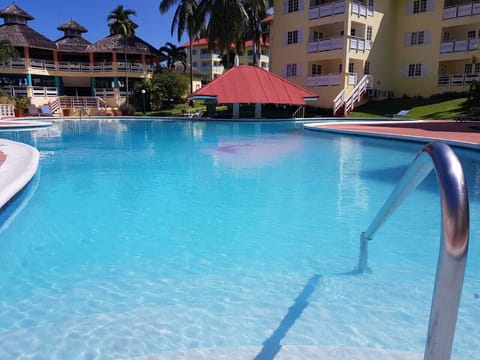 Come cool off in our very inviting pool….with swim up bar and grill