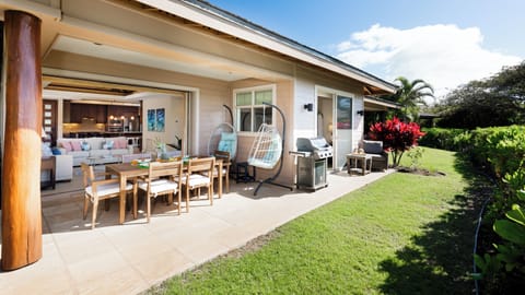 Welcome to House of Manta in the lovely Kamilo community in Mauna Lani!