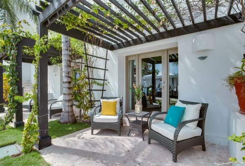 Garden View Condo - patio (ground floor unit only)