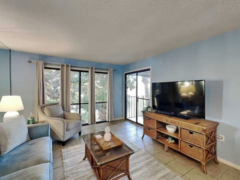 Welcome to Edgewater Villa #1607