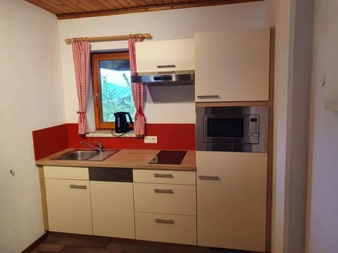 App6 2DZ + 2 Balkone-see/berg Blick - Appartement Haus Starfach Apartment in Carinthia, Austria