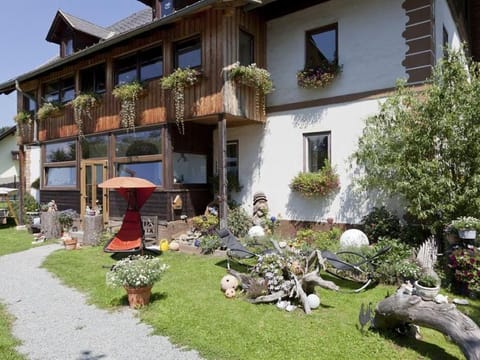 Enzian - Berghof Burgstaller Farm Stay in Carinthia, Austria